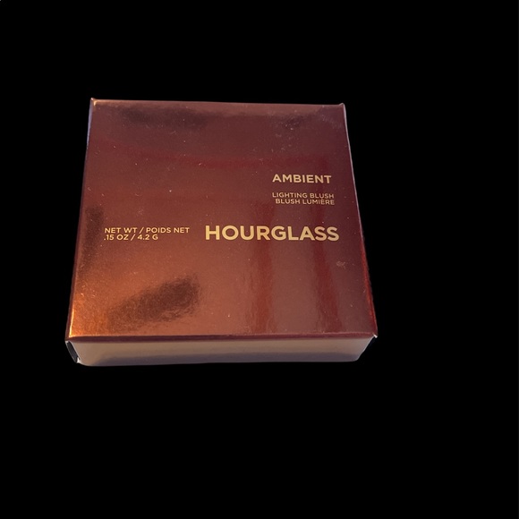 ***DO NOT BUY***Has already been sold**Hourglass Ambient Lighting Blush - Picture 2 of 6